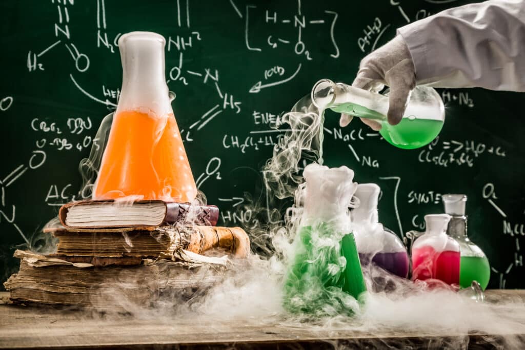 Chemical formulas and natural skincare ingredients explained in a science-based context